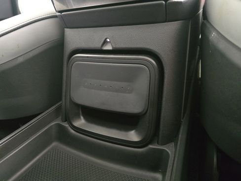 Used 2023 Rivian R1S Launch Edition image 33