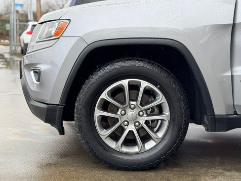 Used 2014 Jeep Grand Cherokee Laredo w/ Quick Order Package 23E AWD/4WD image 18