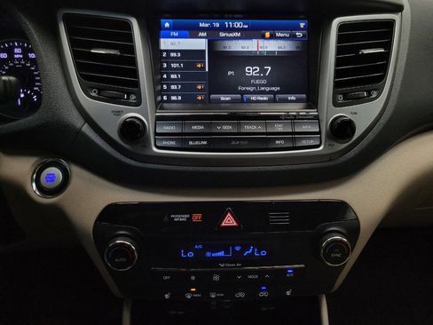 Used 2016 Hyundai Tucson Limited image 25