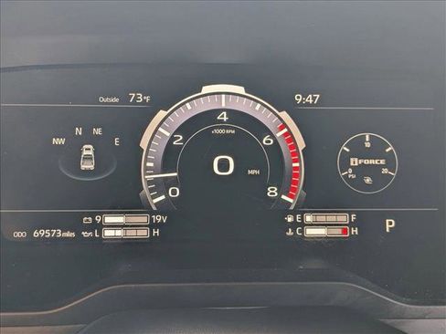 Used 2023 Toyota Tundra Platinum RWD image 11