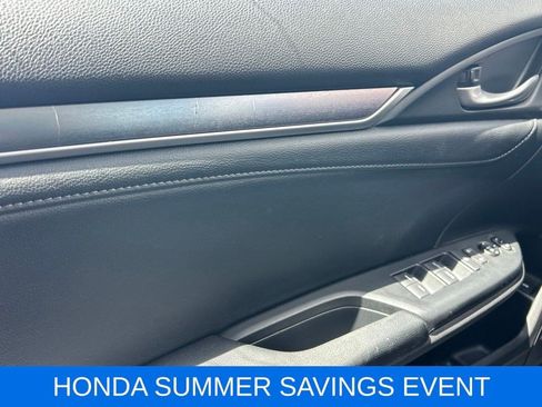 Used 2016 Honda Civic Touring image 16