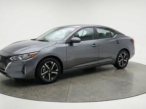 Used 2025 Nissan Sentra SV FWD image 3