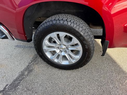 Certified 2023 Chevrolet Silverado 1500 LTZ w/ Z71 Off-Road Package image 8