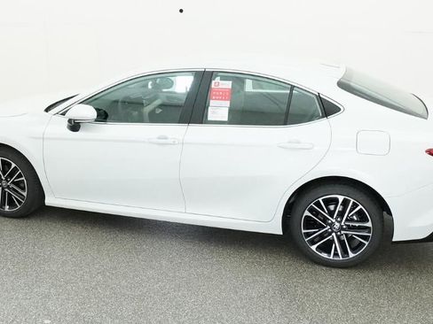 New 2026 Toyota Camry XLE image 4