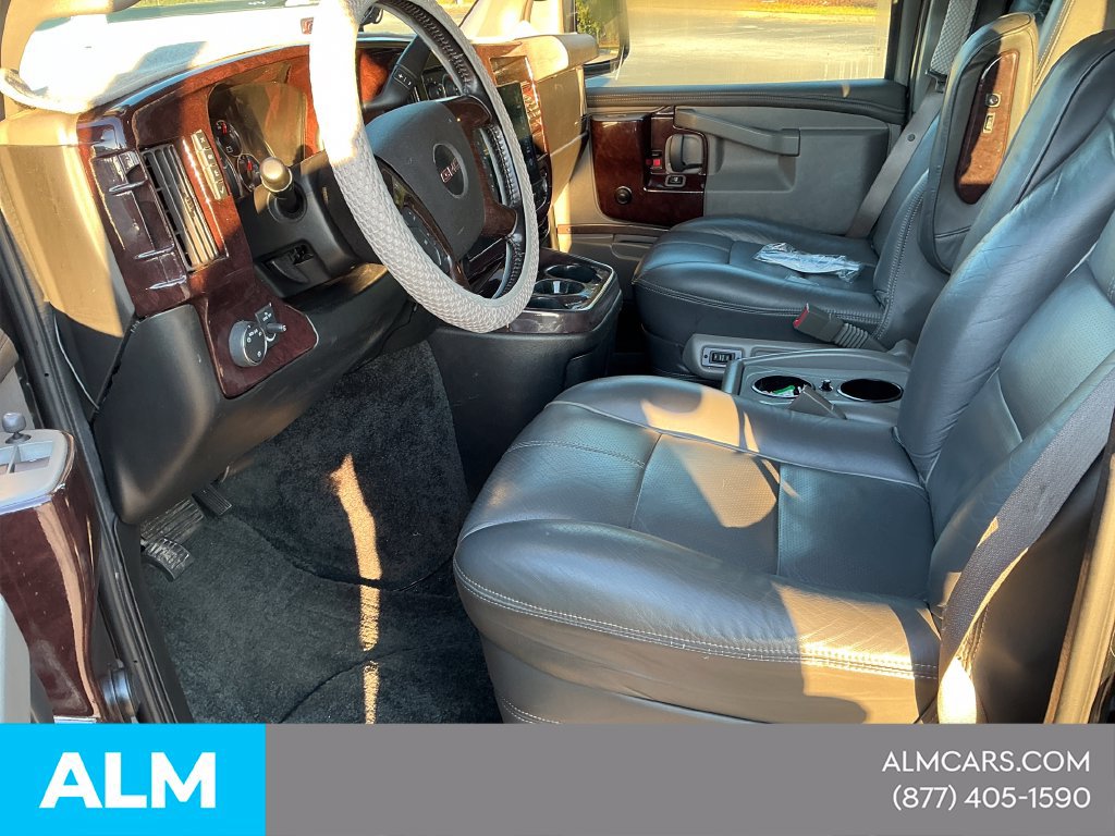 Used 2017 GMC Savana 2500 RWD image 14