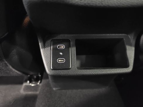 Used 2025 Kia Seltos S FWD image 27