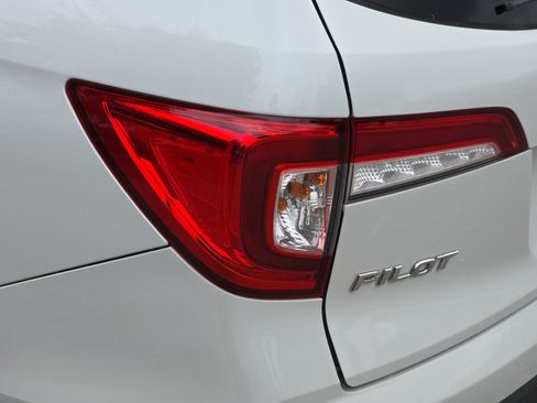 Used 2021 Honda Pilot Special Edition image 35