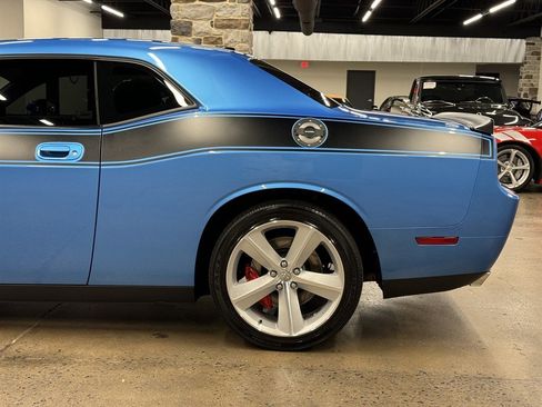 Used 2009 Dodge Challenger SRT8 w/ Spring Special Group image 8