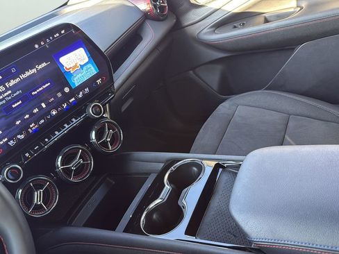 Used 2024 Chevrolet Blazer EV RS image 21