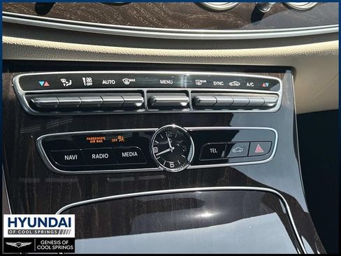 Used 2019 Mercedes-Benz E 300 image 28