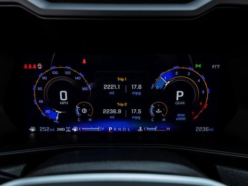 Used 2026 Chevrolet Colorado Trail Boss AWD/4WD image 19