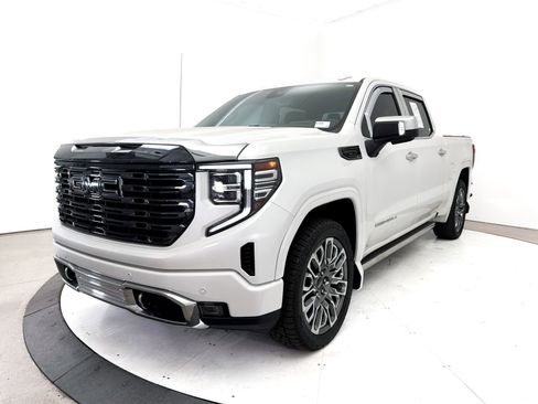 Used 2023 GMC Sierra 1500 Denali Ultimate AWD/4WD image 16