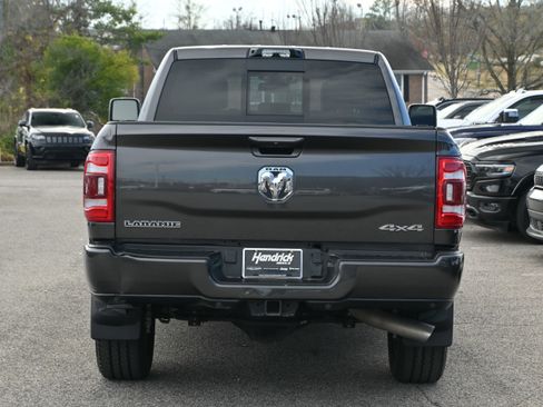 Used 2024 RAM 2500 Laramie w/ Sport Appearance Package image 13