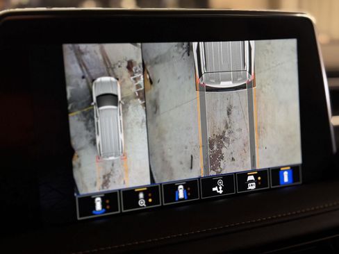 Certified 2022 GMC Yukon AT4 w/ Technology Package image 55