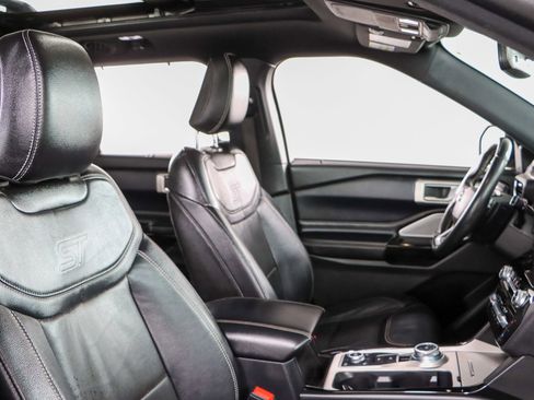 Used 2021 Ford Explorer ST w/ ST Street Pack image 28