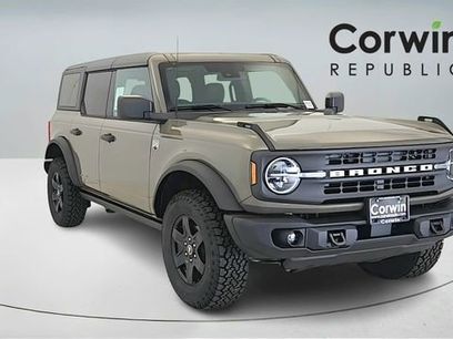New 2025 Ford Bronco Big Bend w/ Black Diamond Package
