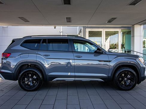 New 2026 Volkswagen Atlas Peak Edition image 20