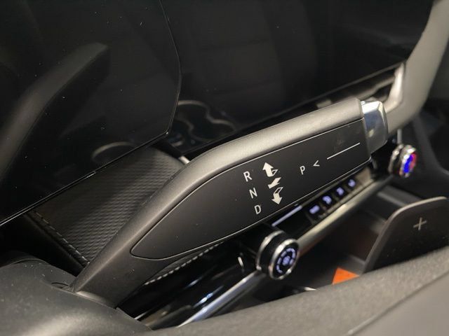 New 2027 Chevrolet Equinox LT AWD/4WD image 32