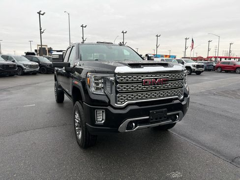 Used 2020 GMC Sierra 2500 Denali w/ Denali Ultimate Package image 3