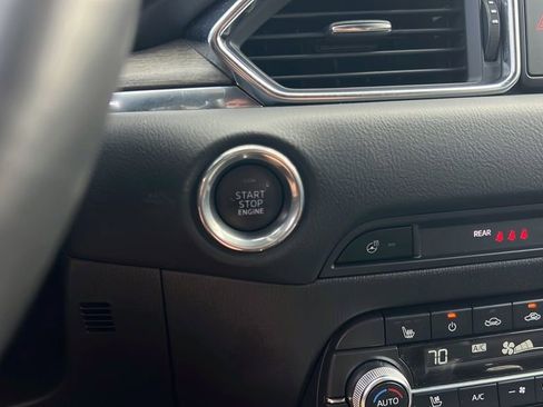 Used 2025 MAZDA CX-5 Signature image 28