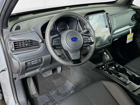 Used 2026 Subaru Forester Premium AWD/4WD image 9