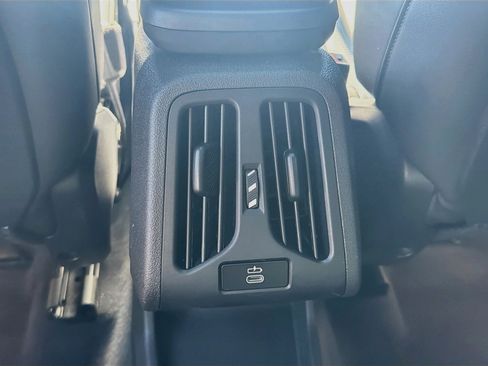 Used 2026 BMW X2 xDrive28i AWD/4WD image 29