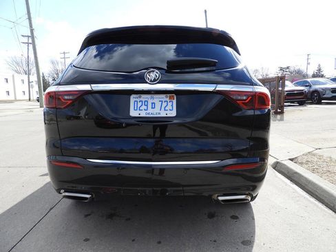 Used 2022 Buick Enclave Essence w/ Experience Buick Package image 9