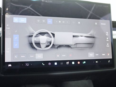 Used 2022 Tesla Model X image 18