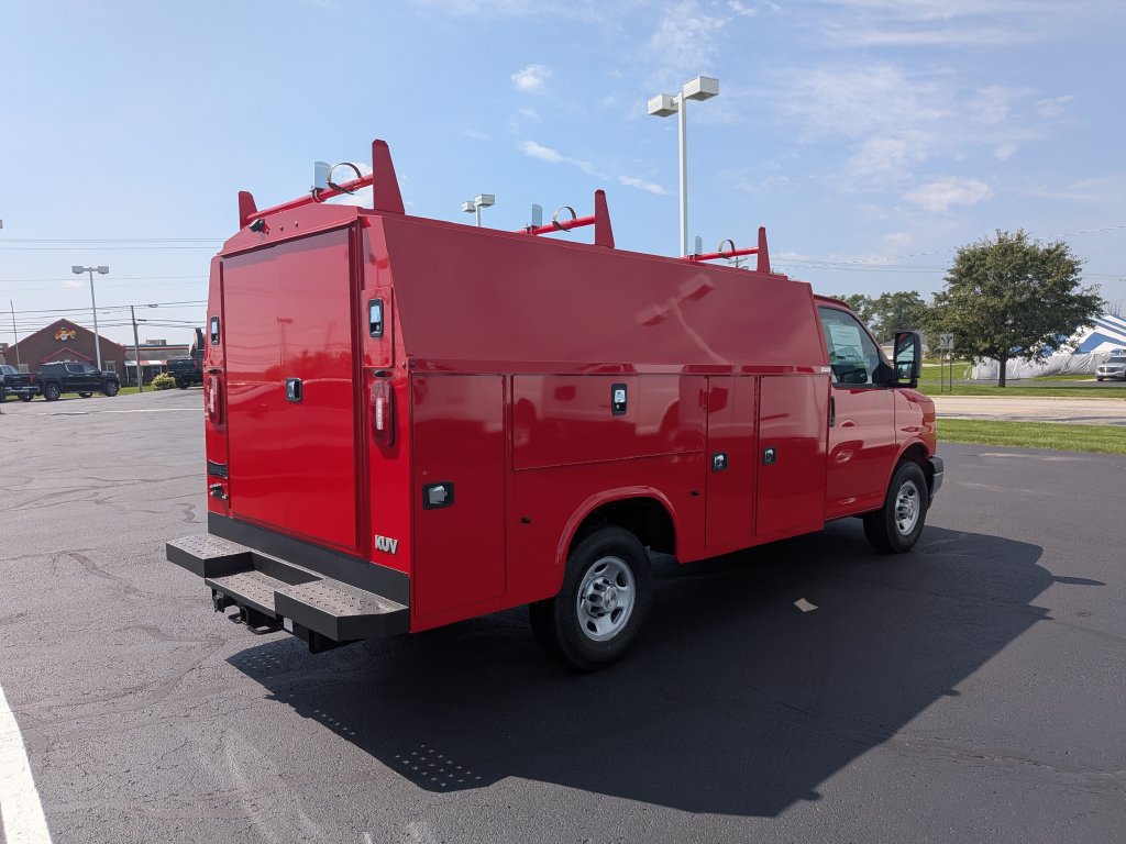 New 2026 Chevrolet Express 3500 w/ Power Convenience Package RWD image 4
