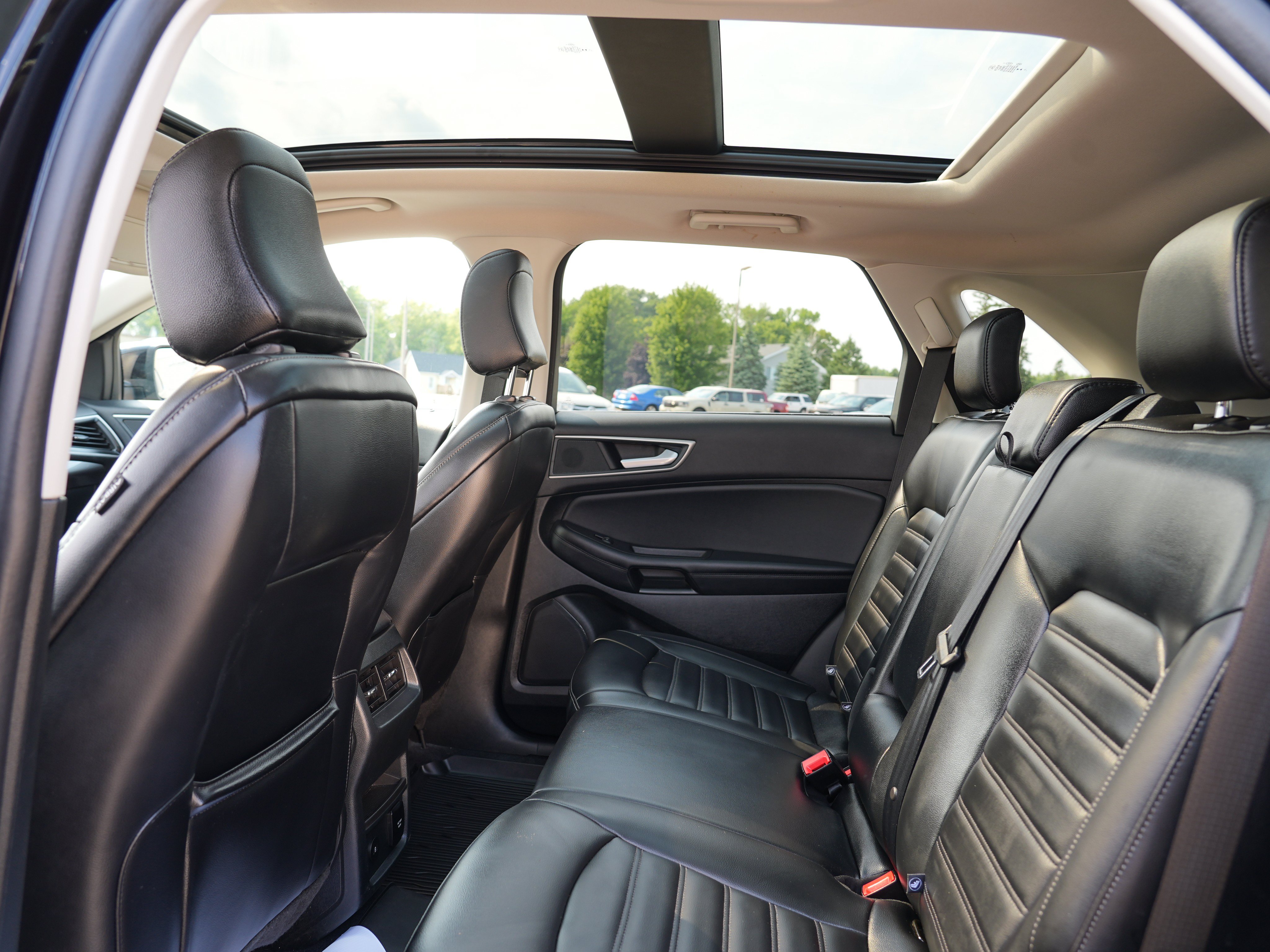 Used 2024 Ford Edge SEL w/ Convenience Package AWD/4WD image 21
