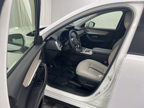 Used 2025 MAZDA CX-90 3.3 Turbo w/ Preferred Package image 12