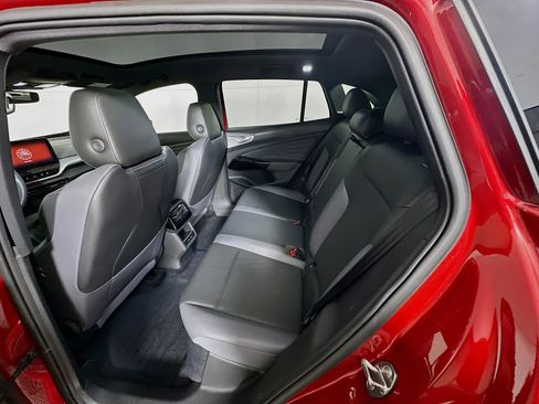 Used 2024 Volkswagen ID.4 S image 29