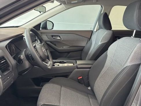 Certified 2023 Nissan Rogue SV FWD image 14
