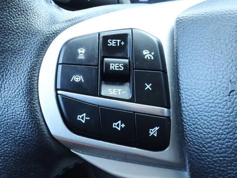 Used 2023 Ford Explorer XLT w/ Equipment Group 202A image 14