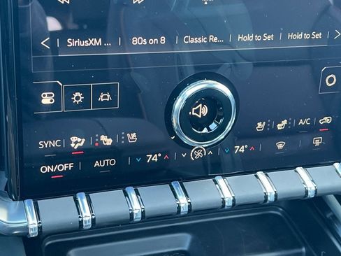 New 2026 GMC Acadia AT4 w/ Luxury Package image 19