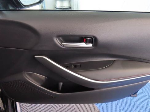 Used 2023 Toyota Corolla SE FWD image 30