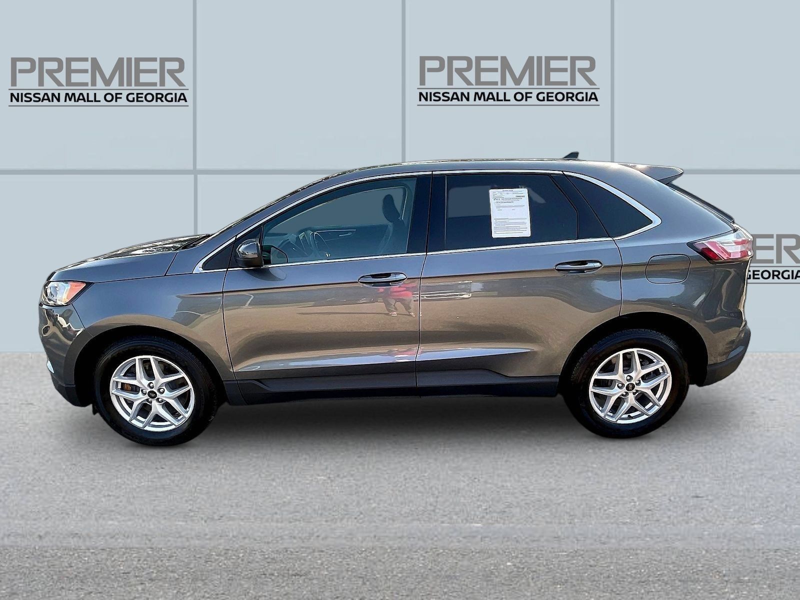 Used 2024 Ford Edge SEL AWD/4WD image 4