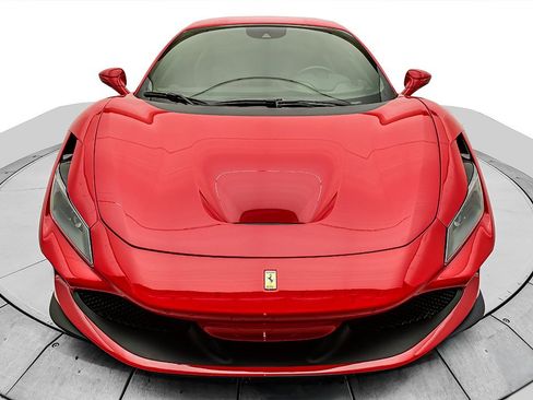 Certified 2021 Ferrari F8 Tributo image 26