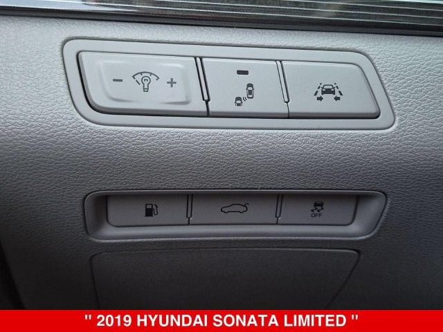 Used 2019 Hyundai Sonata Limited FWD image 19