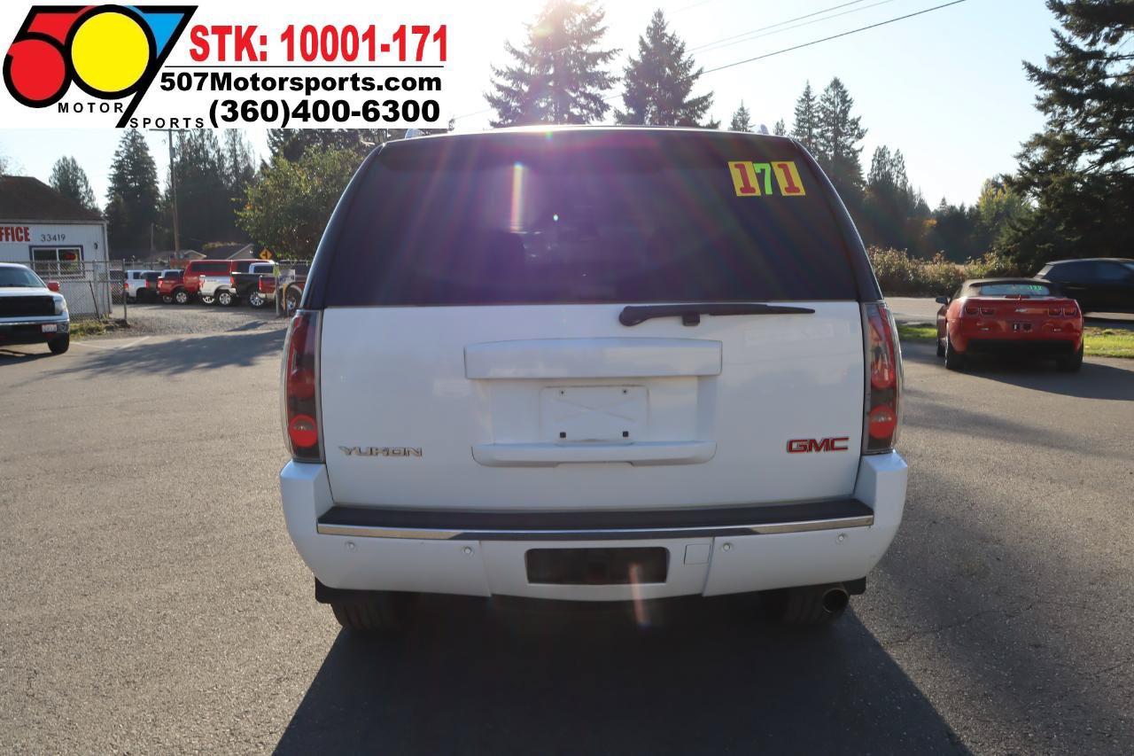 Used 2007 GMC Yukon Denali AWD/4WD image 6