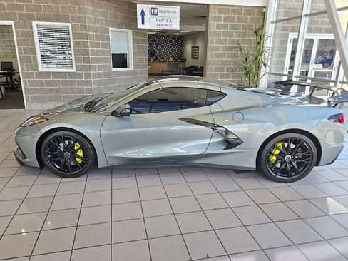Used 2023 Chevrolet Corvette Stingray Premium Cpe w/ Stealth Interior Trim Package RWD image 7