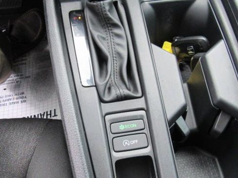 Used 2023 Honda Accord LX image 38