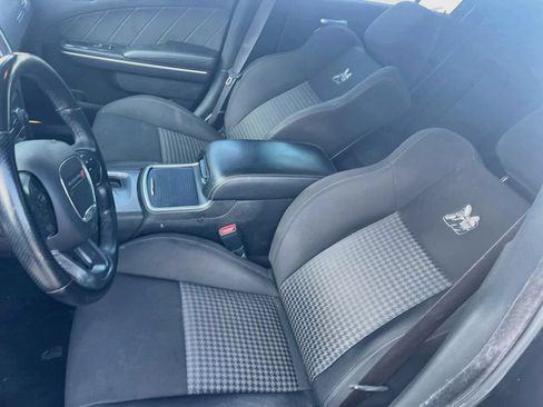 Used 2019 Dodge Charger Scat Pack RWD image 19