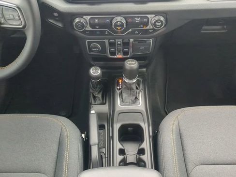 Used 2025 Jeep Wrangler Unlimited Sport S 4xe AWD/4WD image 20