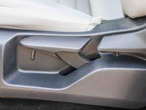 Used 2024 Toyota Tacoma TRD Sport image 25