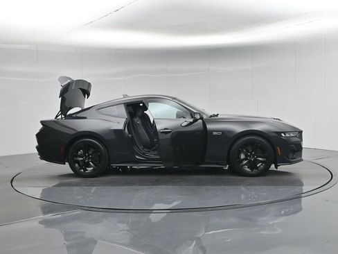 Used 2024 Ford Mustang GT image 5