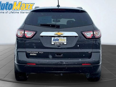 Used 2017 Chevrolet Traverse LT w/ Style and Technology Package AWD/4WD image 7