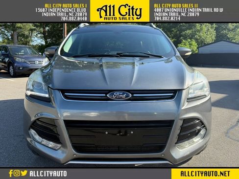 Used 2014 Ford Escape Titanium w/ Equipment Group 401A AWD/4WD image 2