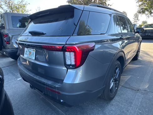 Certified 2026 Ford Explorer ST-Line w/ ST-Line Street Pack RWD image 4