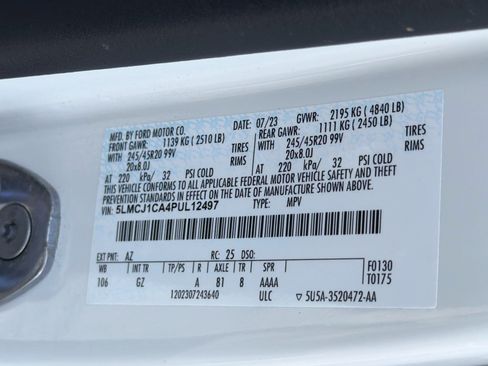 Certified 2023 Lincoln Corsair FWD w/ Equipment Group 101A image 33